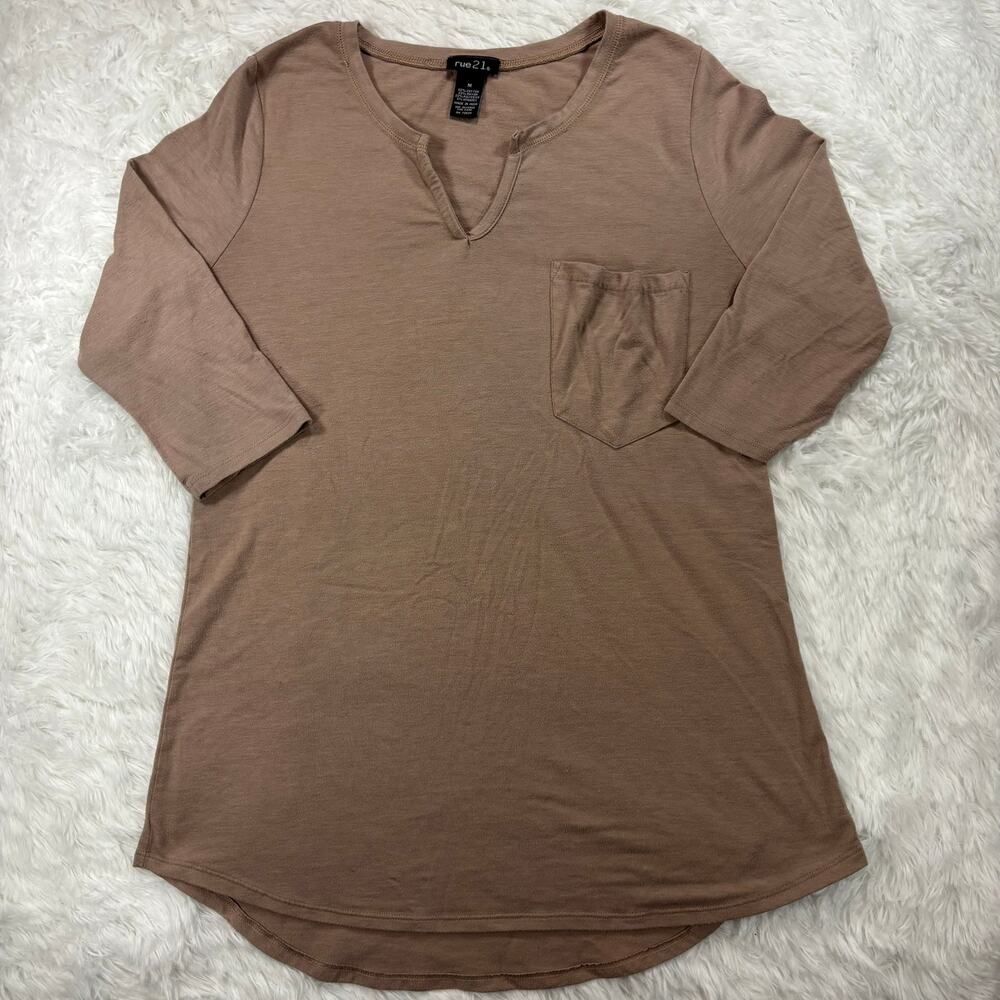 Mocha Brown Split Neck Top 3/4 Sleeve Pocket Tee Curved High Low Hem M